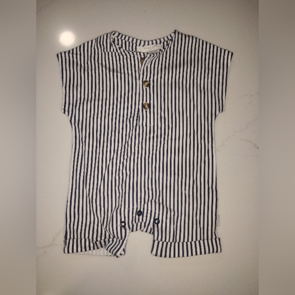 Striped Baby Romper with Buttons Size: NB